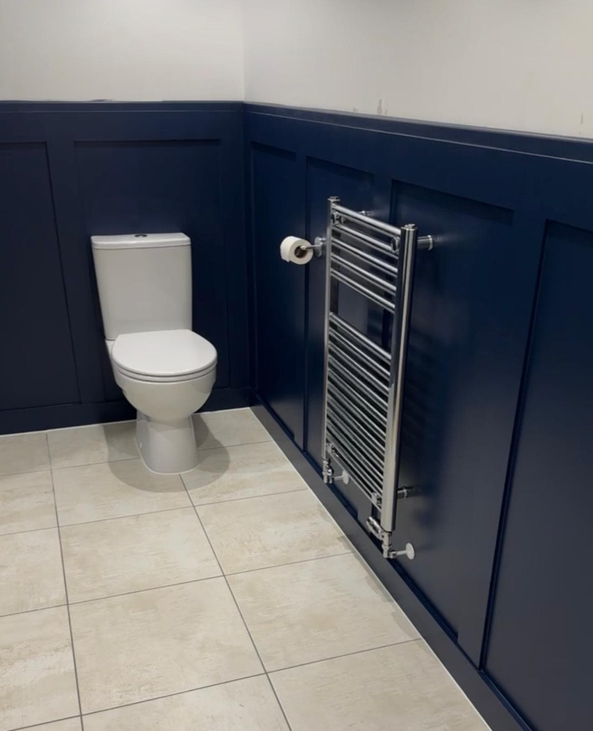 Family bathroom in Wantage